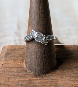 GRÖSSE 9 ECHT STERLINGSILBER ZIRKONIA VERLOBUNGSRING - Bild 1 von 10