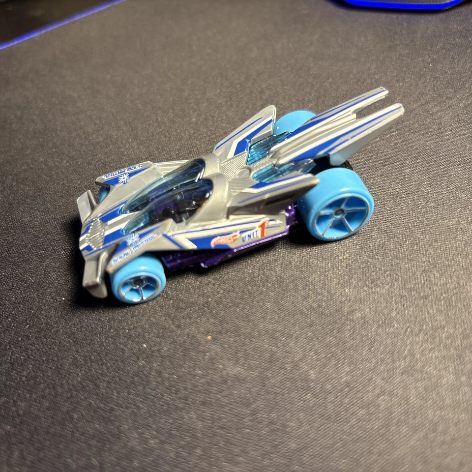 Hot Wheels Acceleracers Racing Drones RD-02 Loose Super Rare - Image 1 of 4