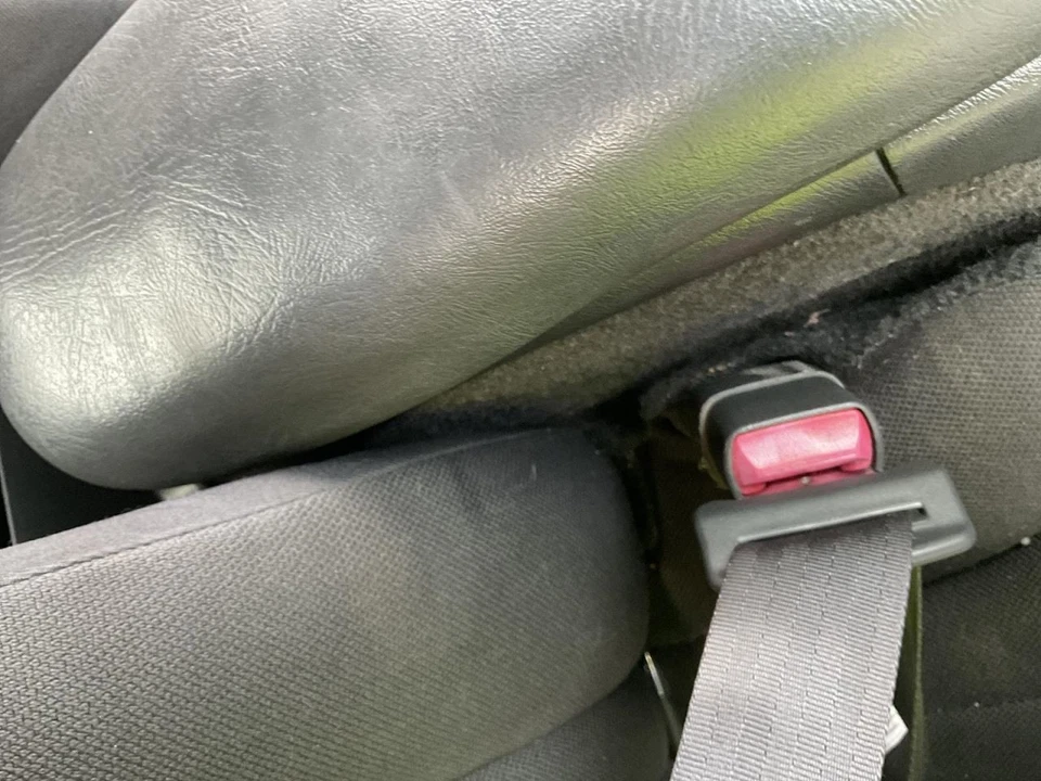 Seat Belt Front 60/40 Seat Passenger Buckle Fits 99-03 S10/S15/SONOMA 4961742 - Изображение 1 из 1