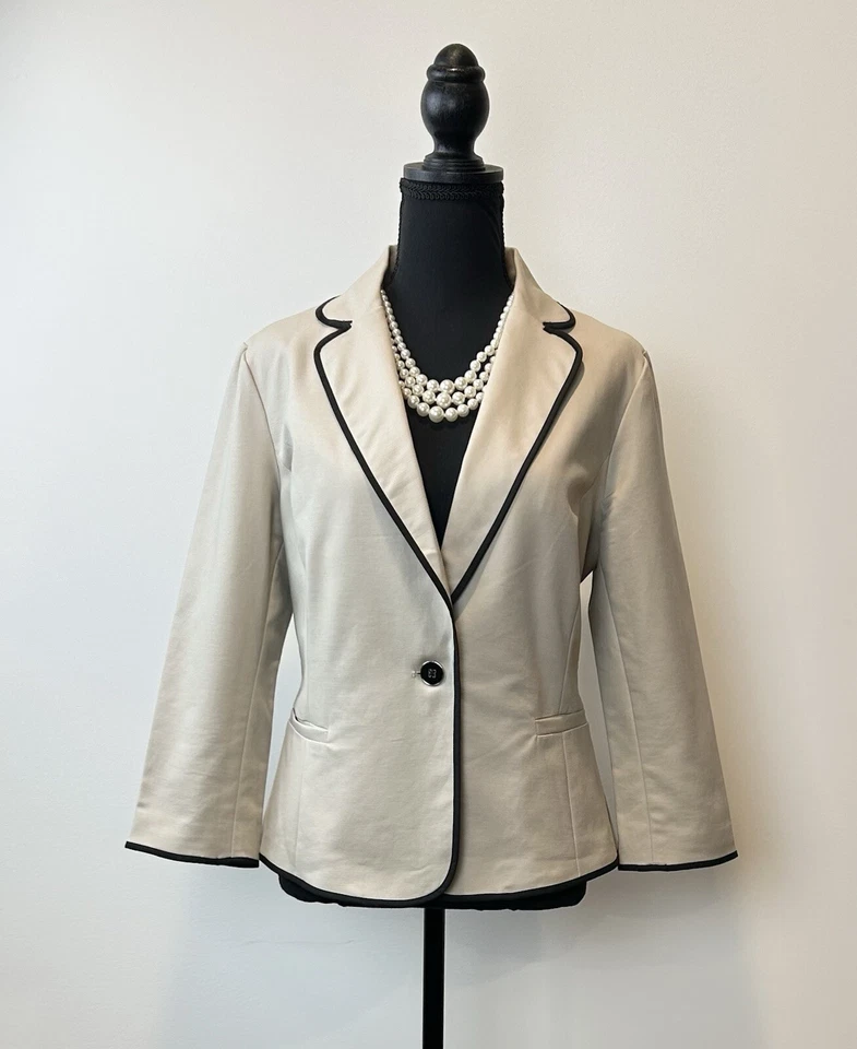 Sz M Cynthia Rowley-Beige-COTTON Blazer-Suit Jacket-Black Trim-3/4 Sleeve - Image 1 of 4