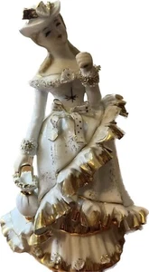 Vintage 1956 Lefton Victorian Lady Figurine KW10534 Hand Painted Gold Trim China - Picture 1 of 4
