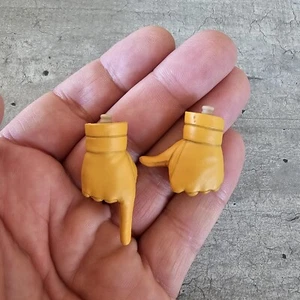 Sideshow Collectibles Exclusive Marvel Uncanny X-Men 1/6 Cyclops Hands Pointing - Picture 1 of 2