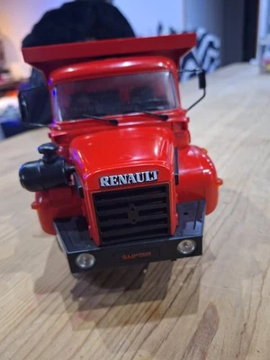 CAMION MONT BLANC - RENAULT GBH 280 Benne rouge 1:20  - Photo 1/4