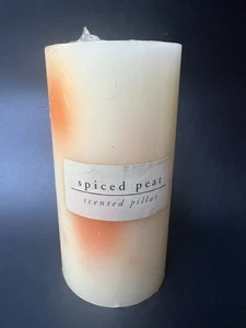 Pier 1 Vela Pilar Perfumada Pera Especiada 4” x 6”NUEVA Sellada Descontinuada Difícil de Encontrar LEER” - Imagen 1 de 7