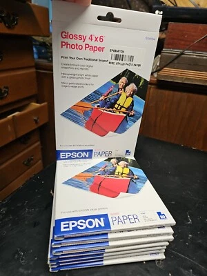 8 NEW SEALED Epson Glossy Photo Paper 4" x 6" ,  20 Sheets X 8 - Image 1 of 4