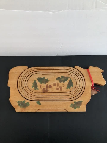 Vtg Farmhouse Collapsible Cow-shaped Wood Bread Fruit Basket/Trivet/Wall Hanging Cover