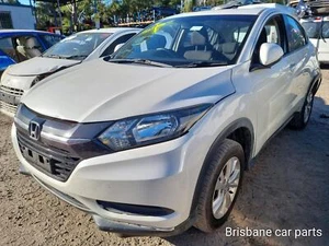 HONDA HRV 2014-2018 LEFT HEADLAMP Station Wagon - Picture 1 of 10