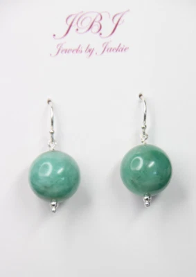 翡翠绿色 12 毫米球 2.96 克宝石 925 纯银耳环 1 — 第 1/4 张图片