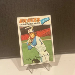 ⚾️ Tarjeta de béisbol 1977 Topps Tom Paciorek 48 - Braves * ¡bordes afilados! - Imagen 1 de 2