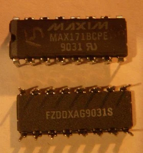 MAX171BCPE Opto-Isolated Serial 5.8 Micro Seconds 12-Bit ADC - Picture 1 of 1