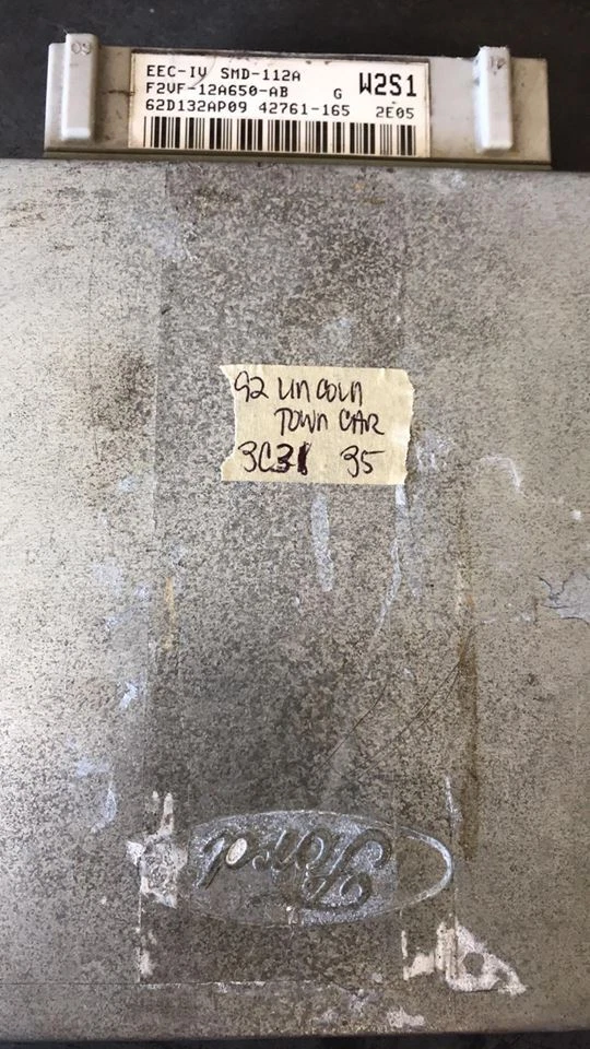 F2VF-12A650-AB ecm ecu computer 1992 Lincoln Town Car - Image 1 of 1