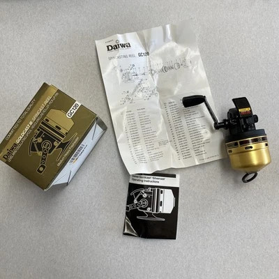 Carrete Spincast Daiwa GC120 Gold Cast III Serie 1 BB Foto 1 de 4
