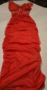 Vestido Rosa Brillante Sexy Pequeño Shein. Nunca usado. Dice grande pero es pequeño - Imagen 1 de 6