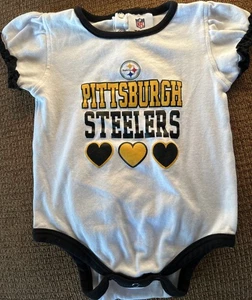 NFL Team Apparel Pittsburgh Steelers Baby Mädchen Einteiler Größe 18 M - Bild 1 von 3