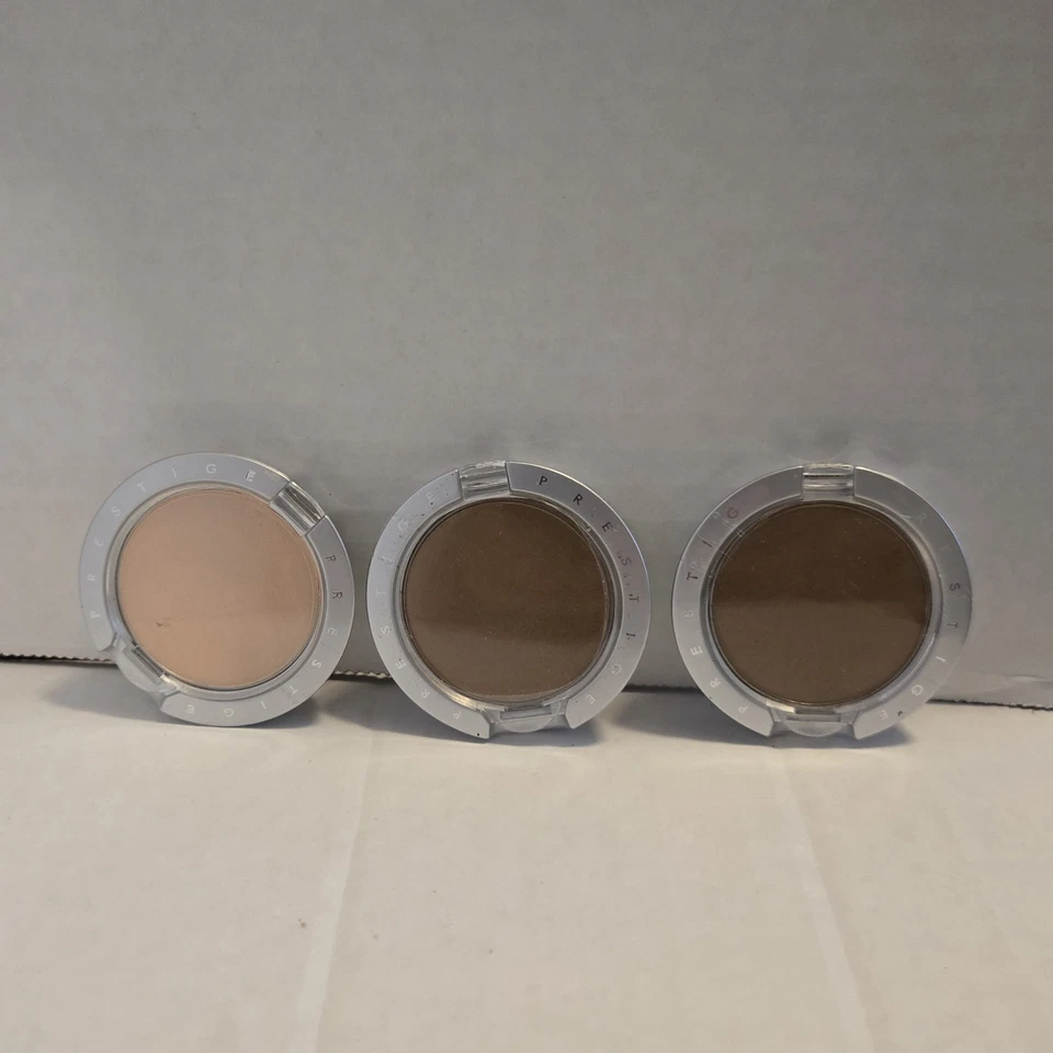 3 Prestige Cosmetics 眼影颜色 C-181 Rosin & C26 象牙色 全新未拆封 — 第 1/4 张图片