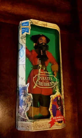 VINTAGE DISNEY PIRATES OF THE CARIBBEAN EXCLUSIVE CAPTAIN THE PIRATE MATTEL NEW! Cover