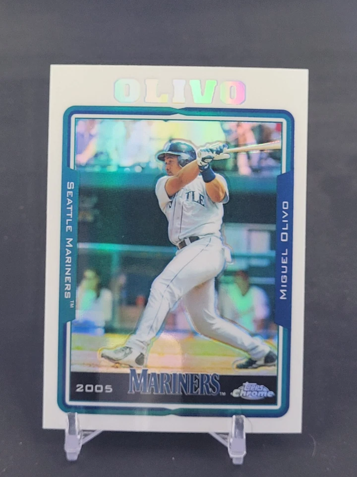 2005 Topps Chrome #453 Miguel Olivo Refractor - Image 1 of 1