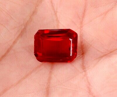 GGL Certified. Emerald Shape Natural Mozambique Red Ruby Gemstone 13.30 Cts • 0.99€