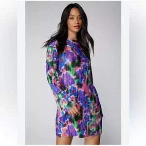 Nasty Gal Printed Plisse Mini Dress Size 6 - Picture 1 of 8