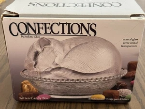 Vintage neu mit Box Indiana Glas Katze Kätzchen auf Nest 5x7 oval bedeckt Süßigkeitenschale Box - Bild 1 von 13