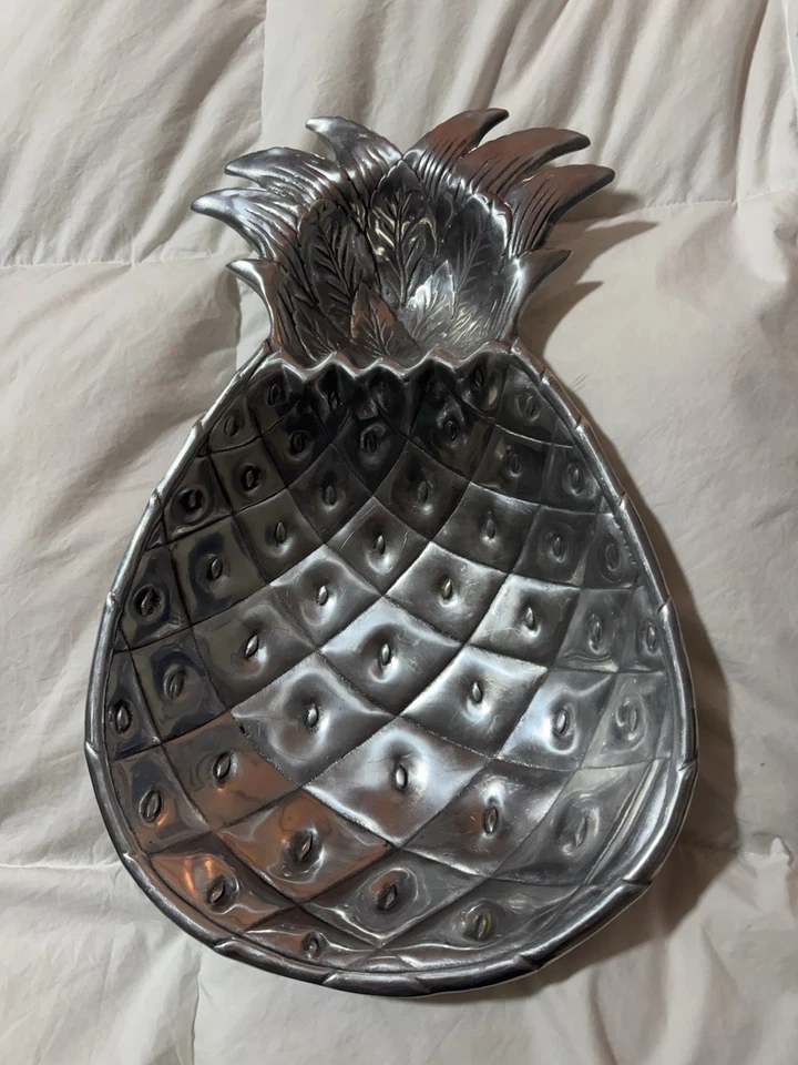 Arthur Court Grande Abacaxi Chip and Dip Bowl Presente de inauguração, divertido - Imagem 1 de 4