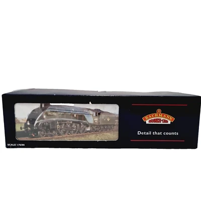 Bachmann Doncaster Golden Eagle 31-956 A4 4482 LNER Green 1:76 OO 4-6-2 Loco - Image 1 of 4