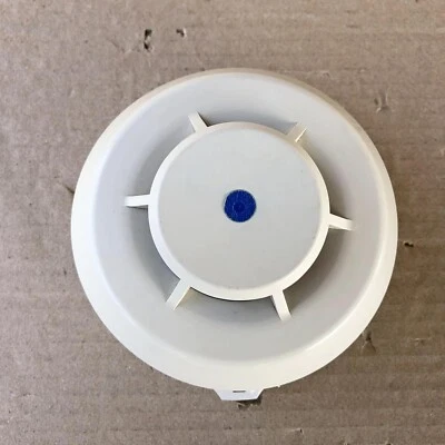 OKI FD-8321A PHOTOELECTRIC SMOKE DETECTOR - Image 1 of 4