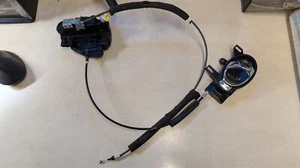 NISSAN JUKE DOOR LOCK MECHANISM HANDLE ASSEMBLY  LEVER FRONT RIGHT F15 2010-2019 - Picture 1 of 7