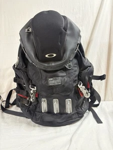 📐Oakley Kitchen Sink Backpack Stealth Black Tactical Field Gear Bug Out Bag - Picture 1 of 23
