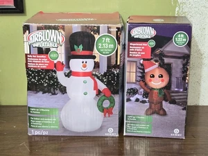 PAR DE INFLABLES GEMMY NUEVOS EN CAJA 7 FT SNOW MAN 4 FT GINGERBREAD MAN - Imagen 1 de 1
