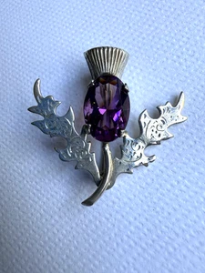 Broche de cardo escocés de plata esterlina vintage con pasta de amatista - Imagen 1 de 5