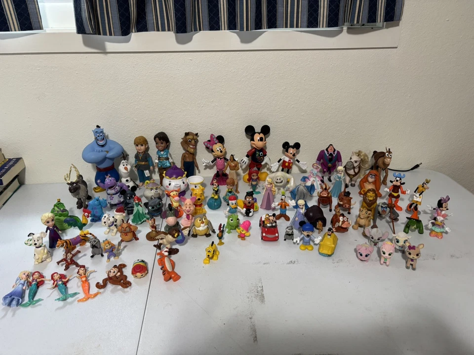Disney Pixar PVC Plastic Figurines Cake Toppers Figures Play sets Huge Lot 83 - Image 1 of 4