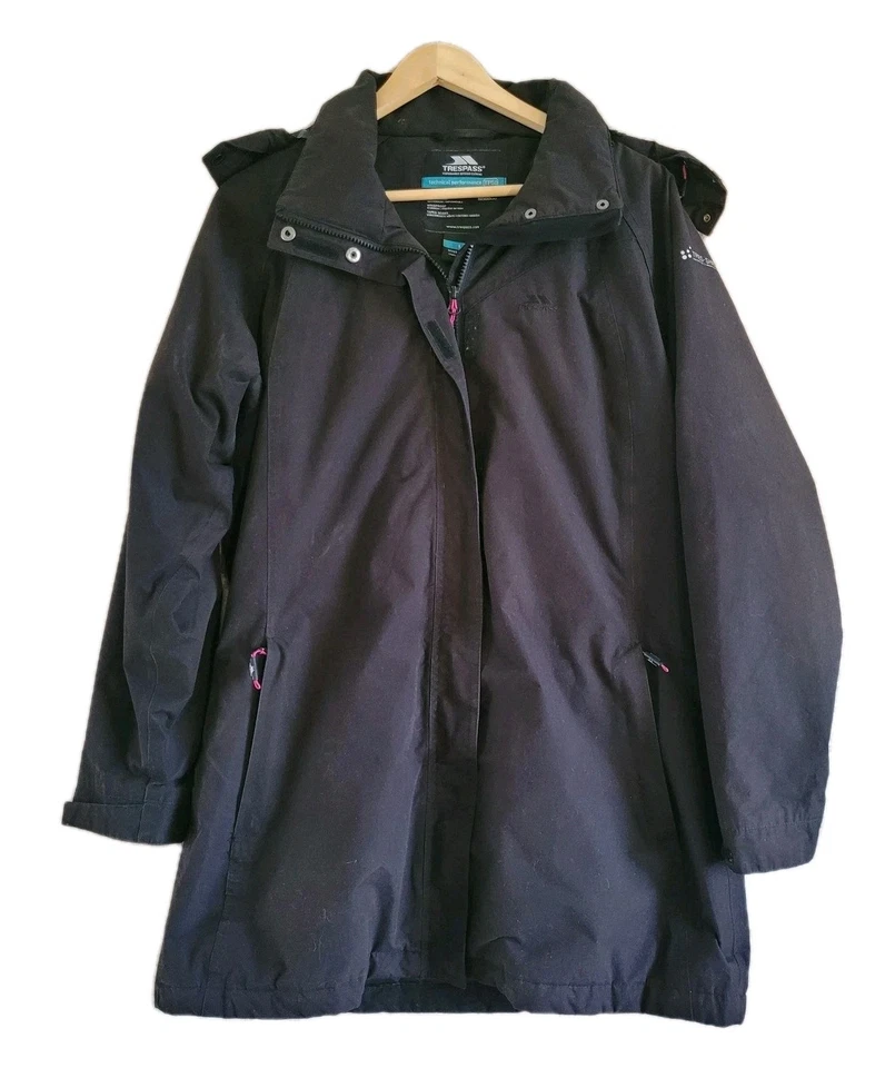Trespass Tress-Shield TP50 Windproof  Waterproof Jacket Black Ladies Size Large - Image 1 of 4