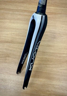 Kuota Kebel carbon rim brake forks 1.1/8" - 1.1/2" 100mm QR 270mm steerer - Image 1 of 4
