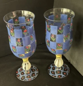 2 copas de vino de vidrio pintadas a mano Tracy Porter con diseño de flores par vintage - Imagen 1 de 1