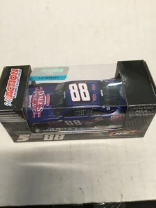 1:64 Action Regan Smith #88 Dale's Pale Ale 2016 Chevy Camaro - Picture 1 of 4