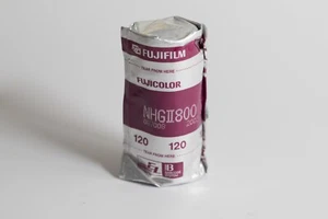 Pellicola Film-Fujifilm Nhgii 800 Sali Argento 2003 800 Asa Formato 120 6X6cm - Foto 1 di 2