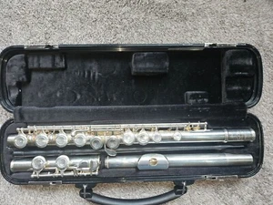 Yamaha Advantage 200AD Silver Flute. Very good condition if repair lever. - Picture 1 of 7