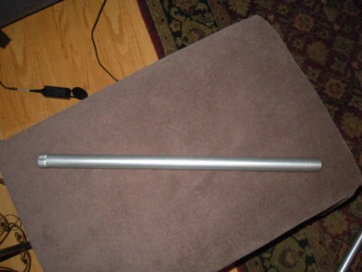 Bogen Manfrotto 3036 Tripod Leg Section (MIDDLE THIRD OF LEG ONLY) - Image 1 of 3