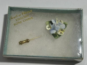 Vintage Fenton English Bone China Floral Blue Pansy Brooch Pin with Original Box - Picture 1 of 6