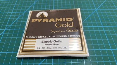 Pyramid Gold Chrome Nickel Flat Wound E-Gitarren Strings Medium/Heavy (414 100)