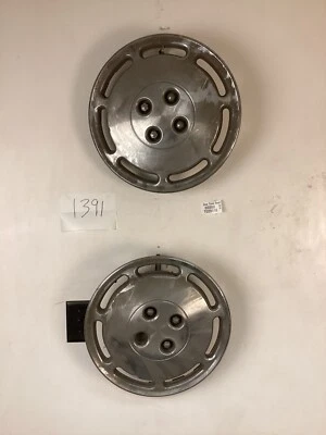 Quantidade 2 calotas genuínas 1984 1985 Dodge Daytona 14 polegadas tampa de roda vintage - Imagem 1 de 4