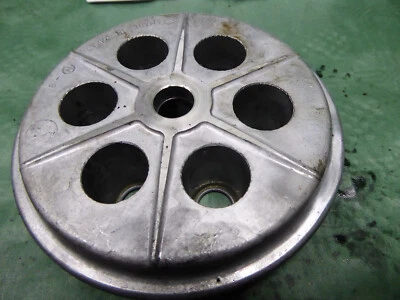 PLACA DE PRESIÓN EMBRAGUE 1979 MOTOR SUZUKI PE 250 Foto 1 de 4