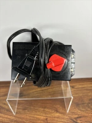 Bachmann 6609 Hobby Transformer Power Supply 120VAC - 17VDC/20VAC 11 VA - Image 1 of 4