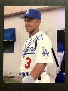 CESAR IZTURIS (Standing) Dodgers Signed 8x10 Photo Picture Autograph Auto - Picture 1 of 2