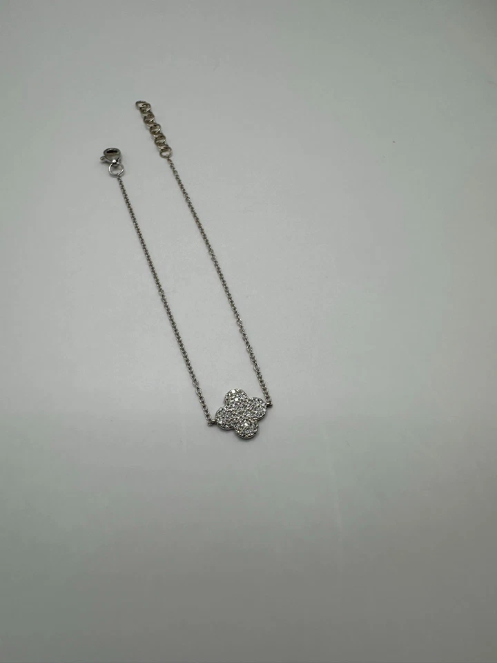 Brazalete Cadena Trébol Oro Blanco 14K y Diamantes Colección Saks Fifth Avenue Foto 1 de 4