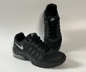 Nike Air Max Invigor Black White Trainers Size UK 5.5 Womens Gym Running Yoga - Picture 1 of 9