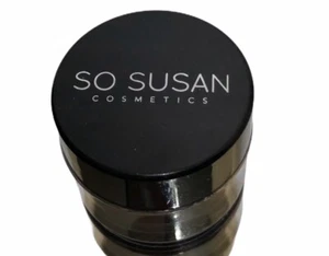 So Susan Cosmetics Eyeshadow Color Trip In Mysterious A Purple NEW FREE SHIPPING - Bild 1 von 3