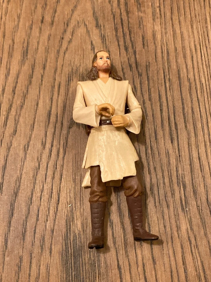 STAR WARS Figurine maitre Jedi Qui Gon Jinn 1999 10cm hasbro - Photo 1/1
