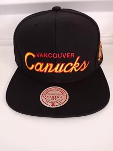 Men's Mitchell & Ness Black Vancouver Canucks Core Team Script 2.0 Snapback Hat - Picture 1 of 4